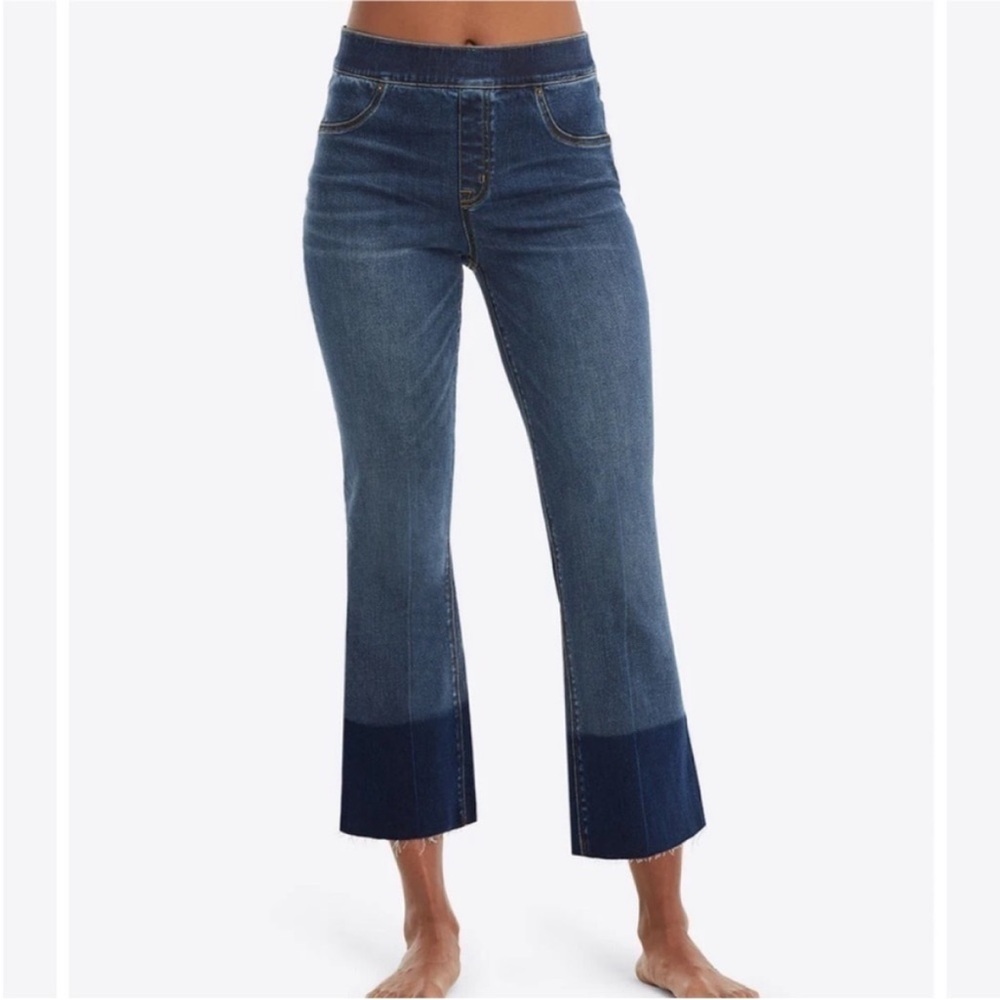 Spanx Cropped Flare Denim Dark Wash in Size S